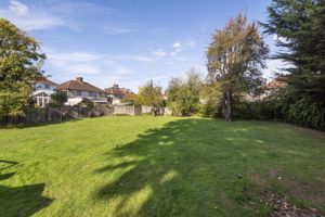 Communal garden angle 2- click for photo gallery